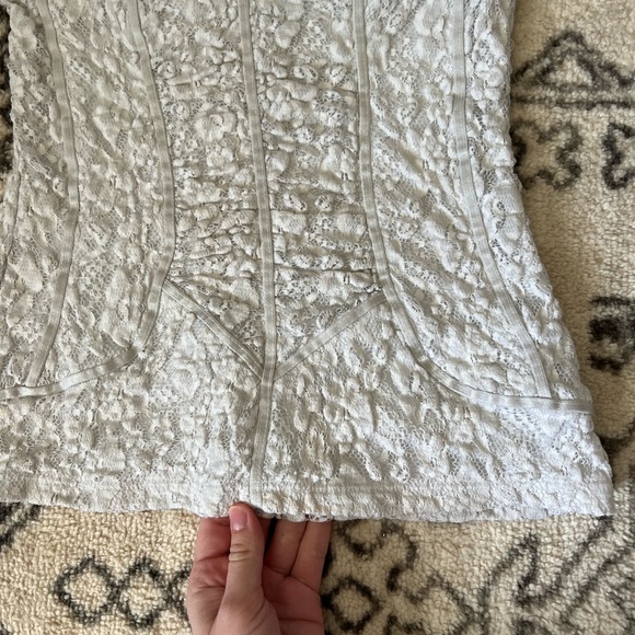 SOLD Vintage lace cami top!! - Picture 3 of 4